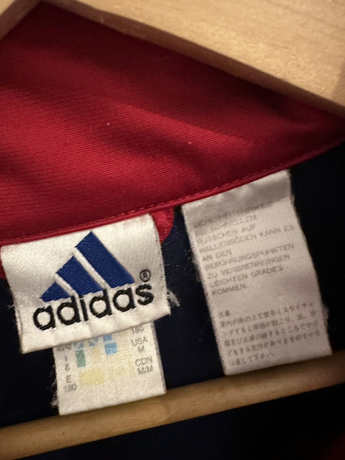 Adidas Adidas Jacket Size M-L Vintage Retro Jacke Size US M / EU 48-50 / 2 - 7 Thumbnail