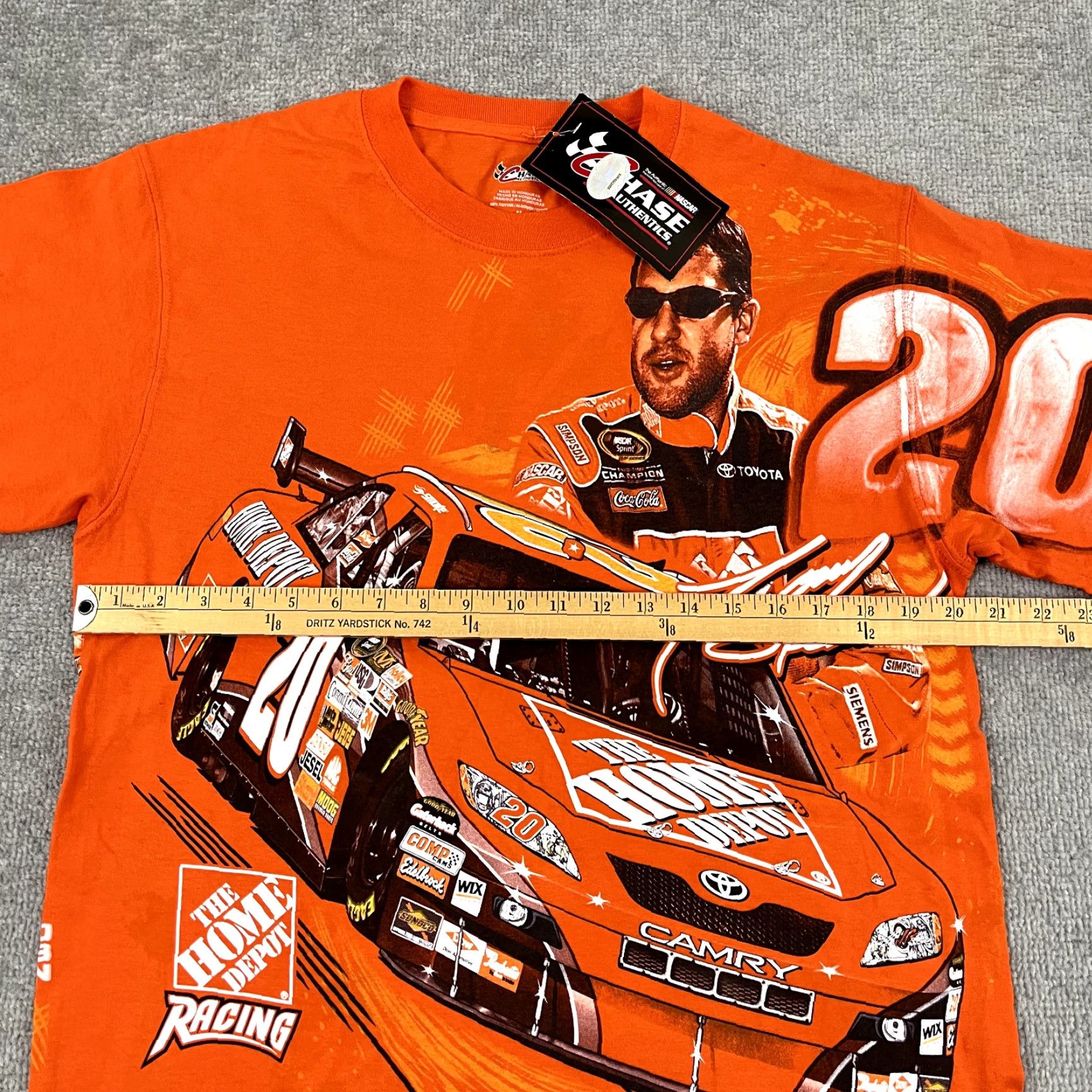 Chase Authentics TONY STEWART Graphic T-Shirt Mens Medium Orange Chase Authentics NASCAR Racing Y2K Size US M / EU 48-50 / 2 - 6 Thumbnail