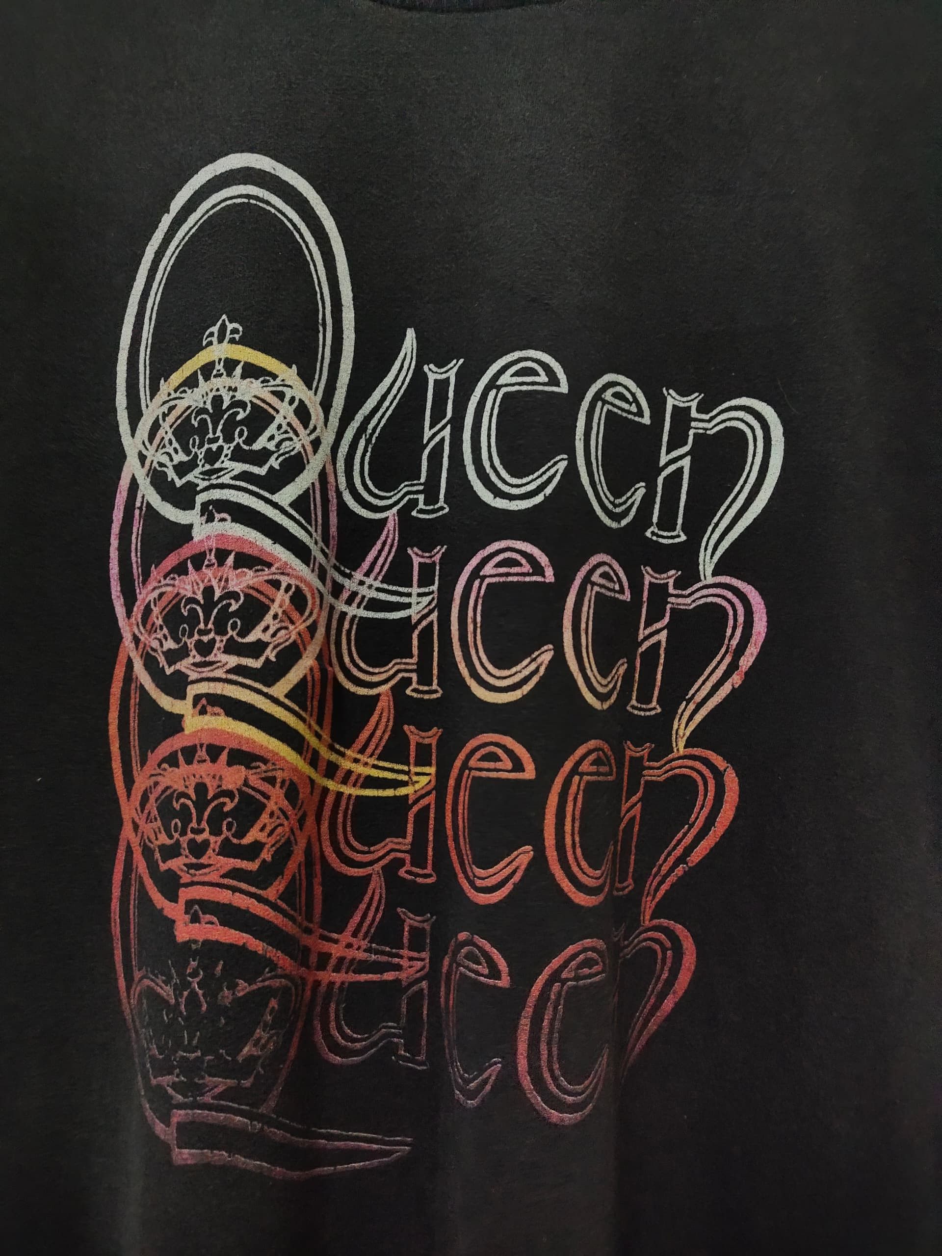 Band Tees Vintage Queen band merchandise t shirt officia Size US S / EU 44-46 / 1 - 3 Thumbnail