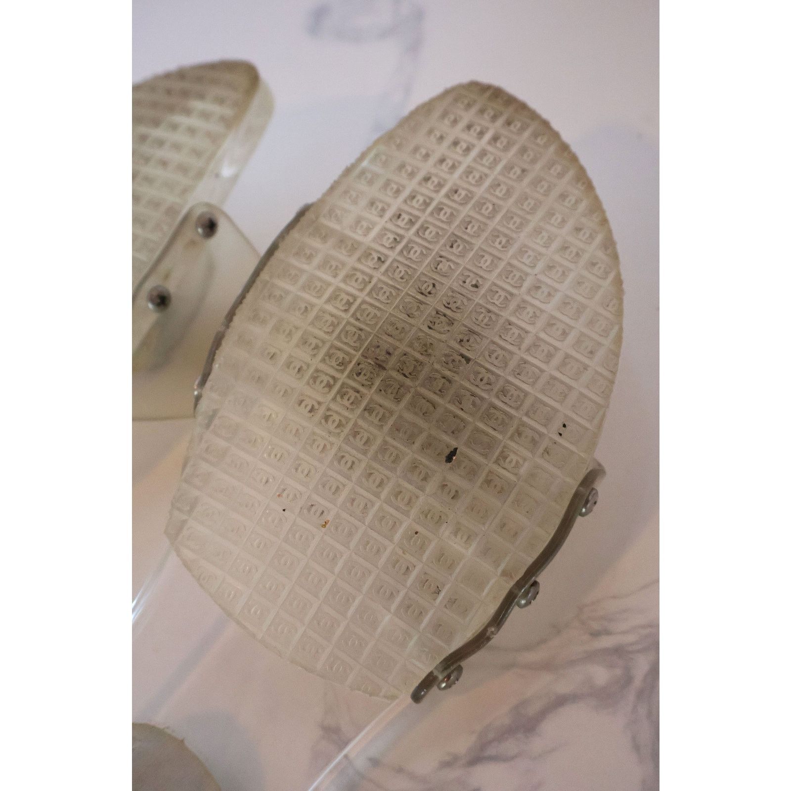 Chanel Vintage CHANEL Clear Interlocking CC Logo PVC Slides Size US 10 / IT 40 - 9 Thumbnail