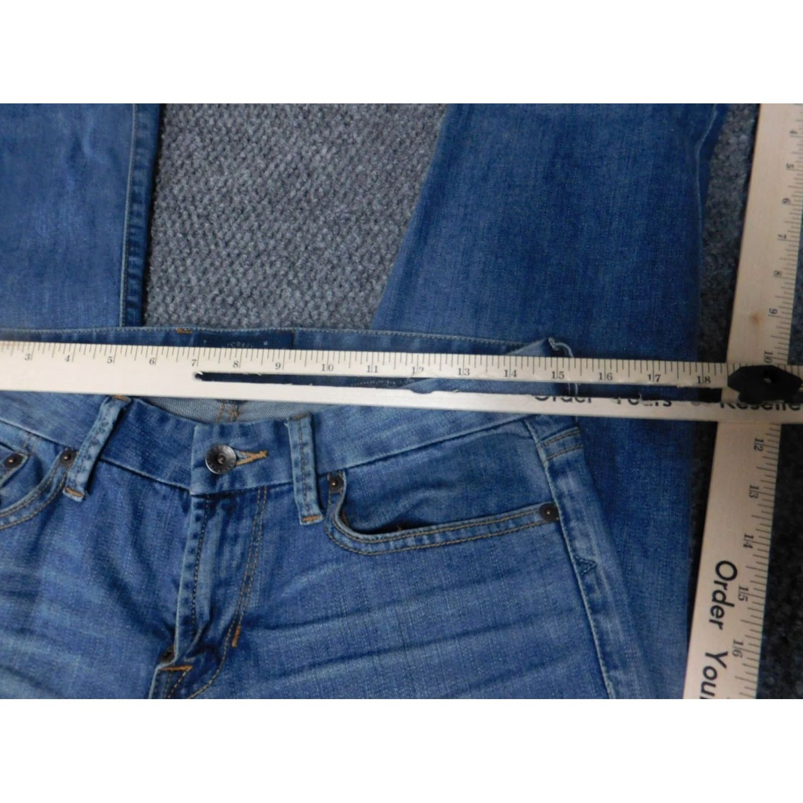 Lucky Brand Lucky Brand Jeans Cropped Women 4 Blue Denim Cotton Blend Zipper Inseam 24 in Regular Rise Cropped 24in Center Zippered blue Women Jeans Size 27" / US 4 / IT 40 - 2 Thumbnail