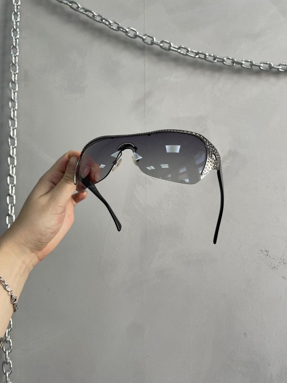 Salvatore Ferragamo Rare Salvatore Ferragamo strass shield musk sunglasses Size ONE SIZE - 3 Thumbnail