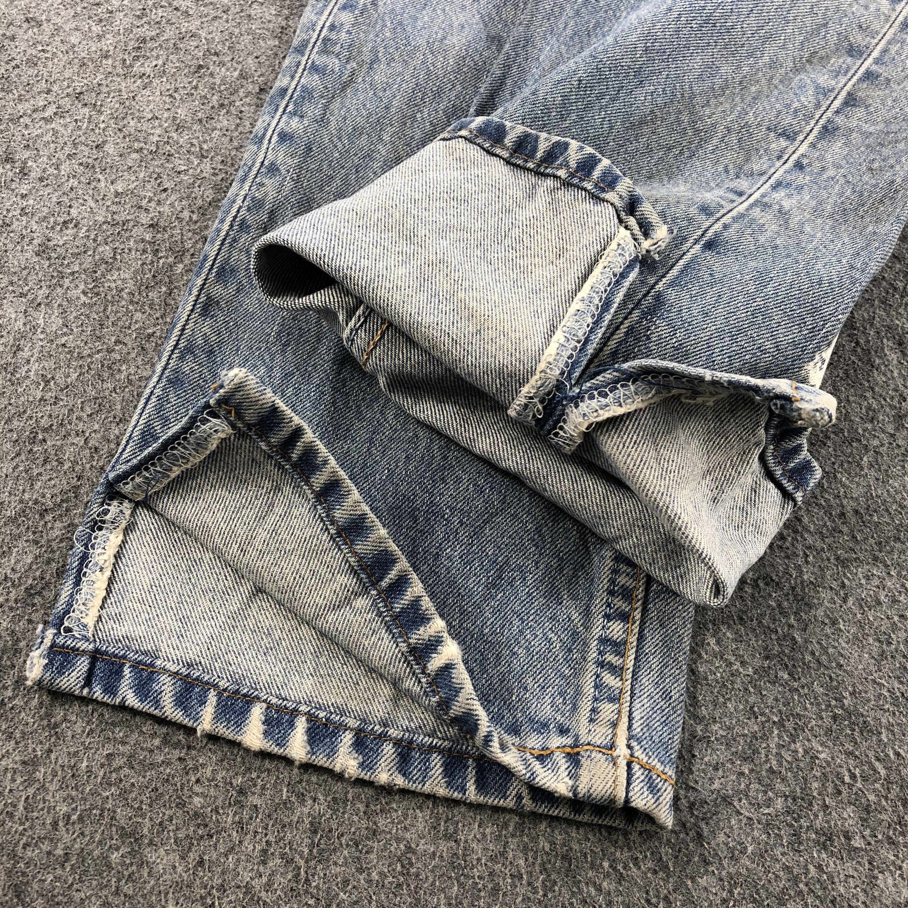 Levi's 90s Vintage Light Wash Levis 501 Jeans-JM2030 Size US 28 / EU 44 - 6 Thumbnail