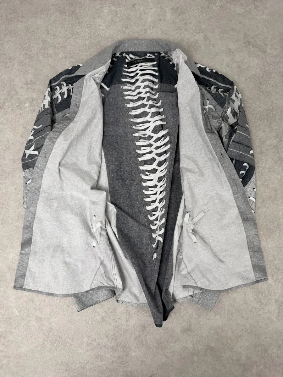 Givenchy AW2013 Givenchy Mega Laced Abstract Grey Shirt by Riccardo Tisci Size US S / EU 44-46 / 1 - 6 Thumbnail