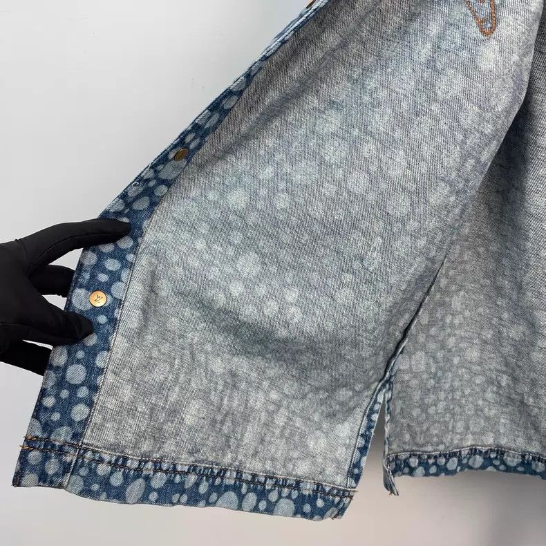 Louis Vuitton Louis Vuitton Yayoi Kusama co-branded blue polka-dot embro Size US S / EU 44-46 / 1 - 3 Thumbnail