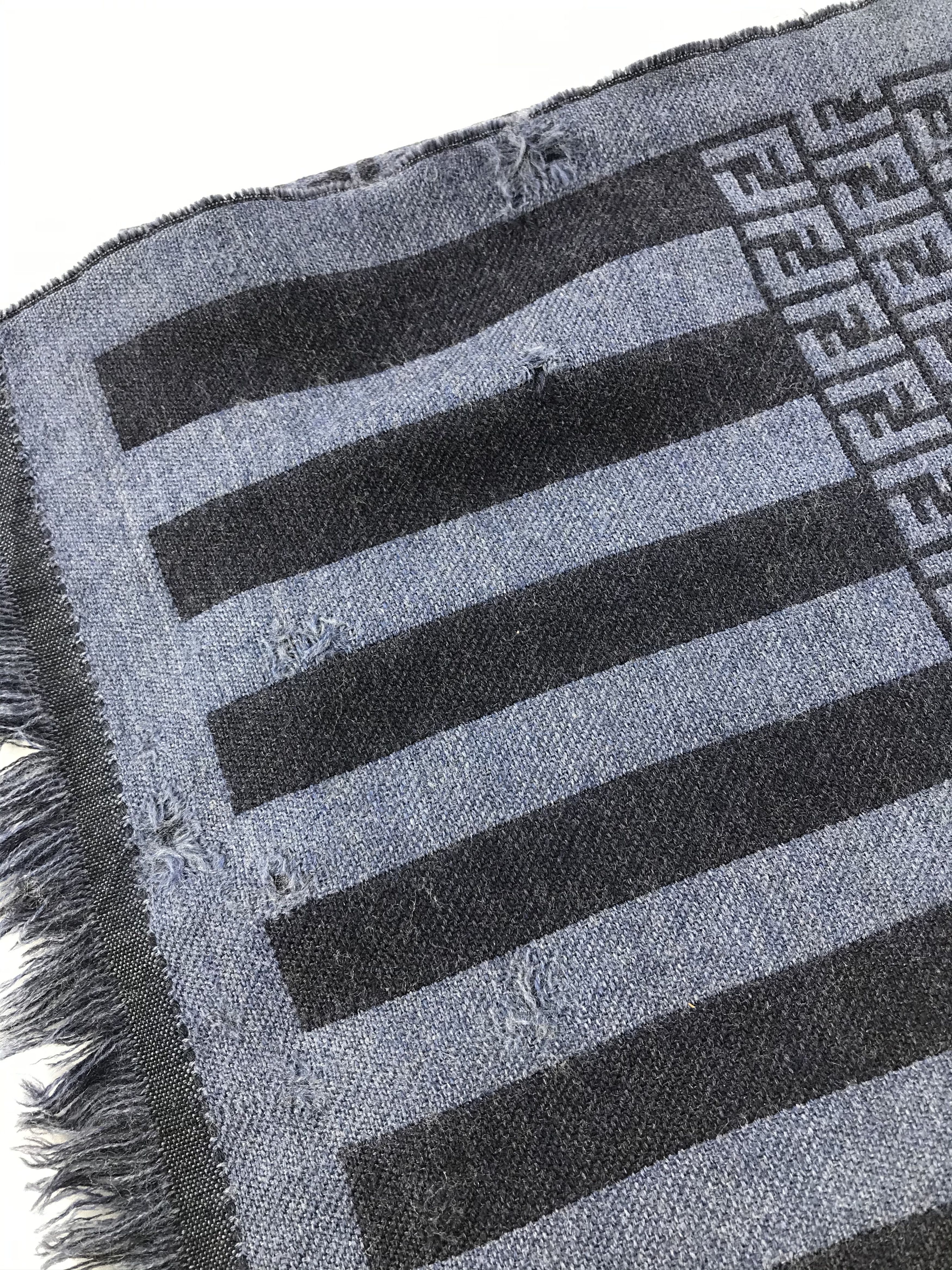 Vintage Fendi Scarf / Muffler / Neckwear - WW2632 Size ONE SIZE - 7 Thumbnail