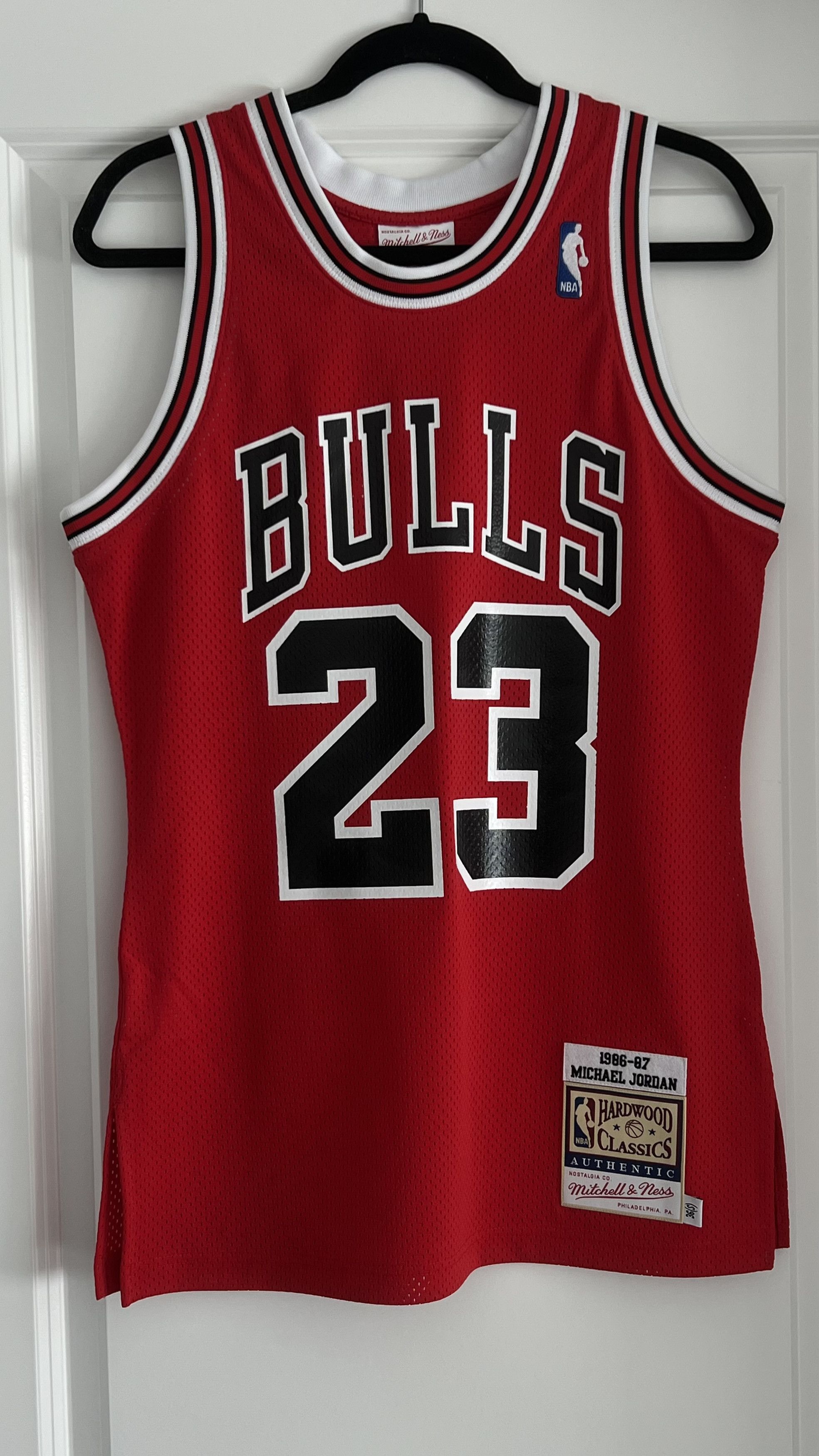 Mitchell & Ness Mitchell & Ness Bulls Michael Jordan Authentic Jersey Size US S / EU 44-46 / 1 - 2 Thumbnail