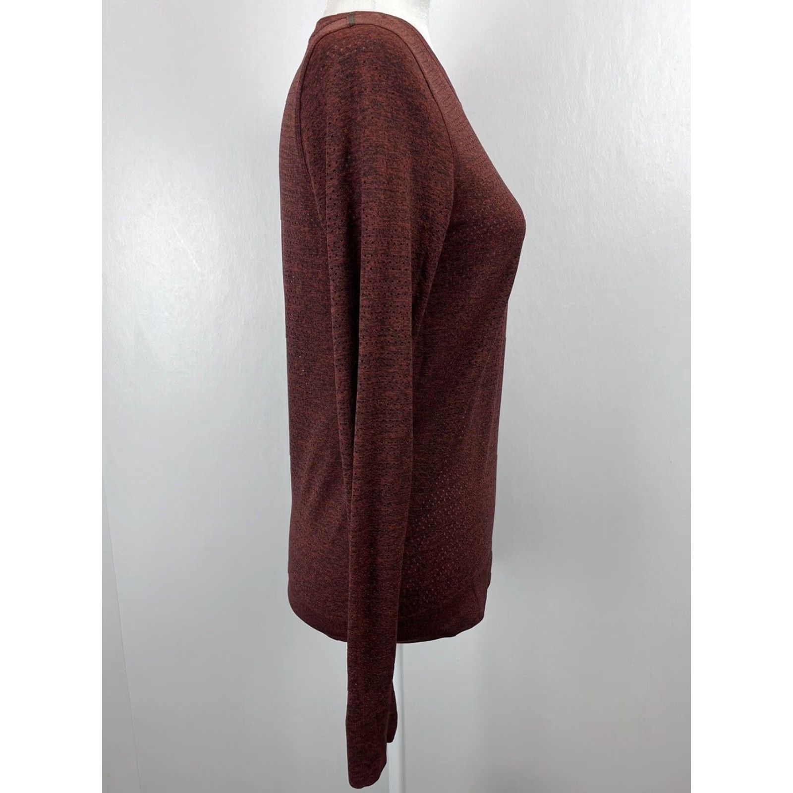 Lululemon Lululemon Swiftly Breathe Long Sleeve Shirt Women's Maroon Size 6 Size M / US 6-8 / IT 42-44 - 4 Thumbnail