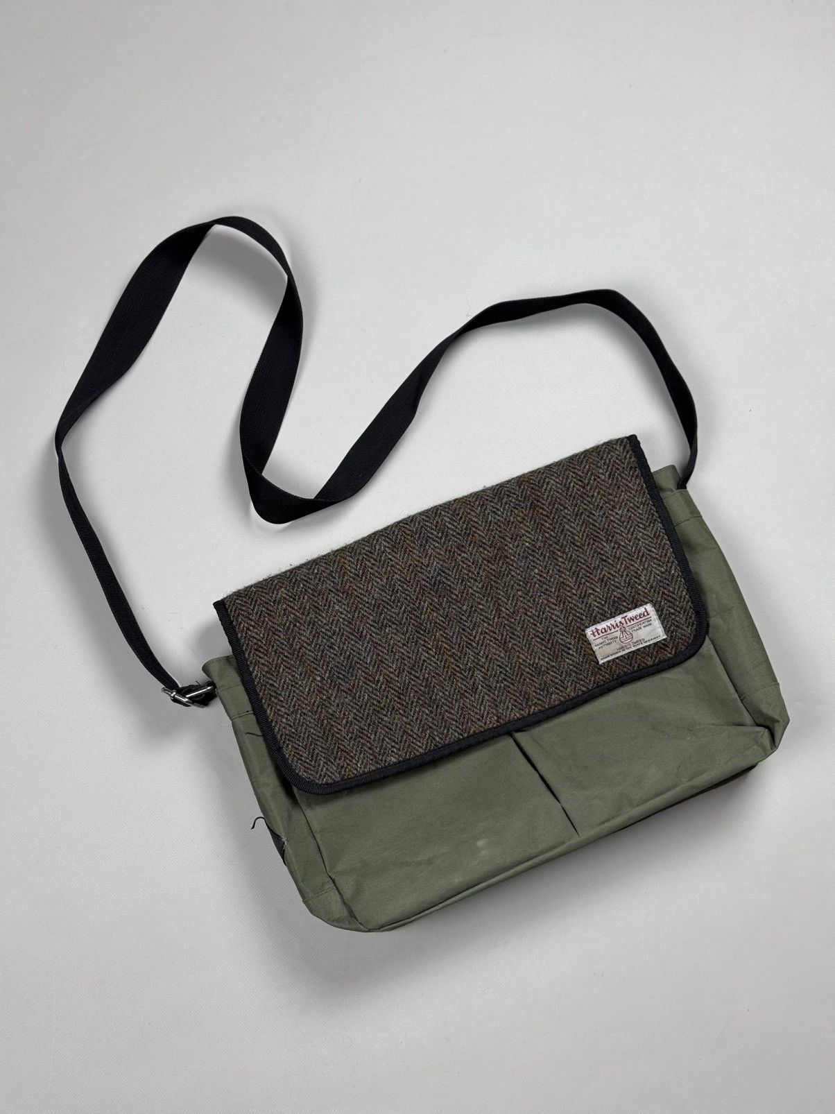 Harris Tweed Harris Tweed Wool Messenger Crossbody Shoulder Bag Size ONE SIZE - 1 Thumbnail