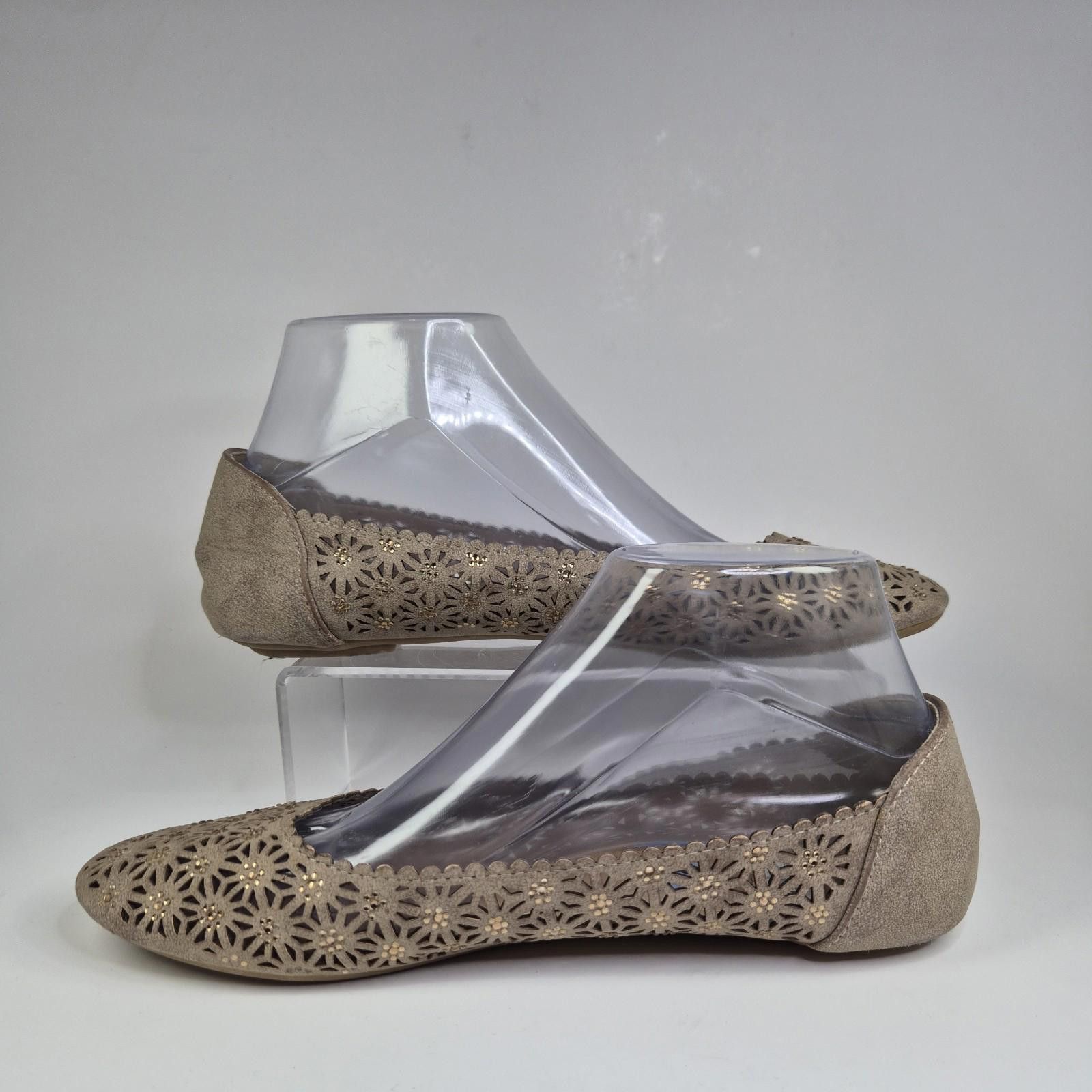 Nicole Club NICOLE Suede Rhinestone Ballet Flats Jane Womens Shoes Sz8.5 Size US 8.5 / IT 38.5 - 3 Thumbnail