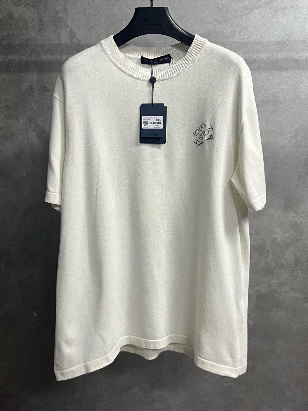 Louis Vuitton Louis Vuitton Logo Short Sleeve T-Shirt Size XXL Size US XXL / EU 58 / 5 - 1 Thumbnail