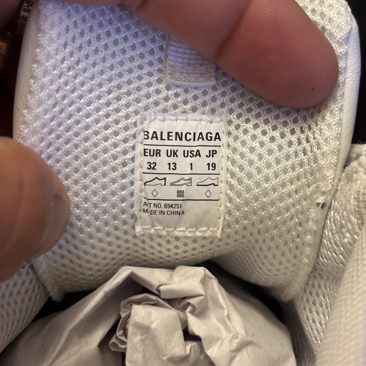 Balenciaga Balenciaga Kids Triple S Logo Sneaker Size 1Y Brand New Size ONE SIZE - 7 Thumbnail