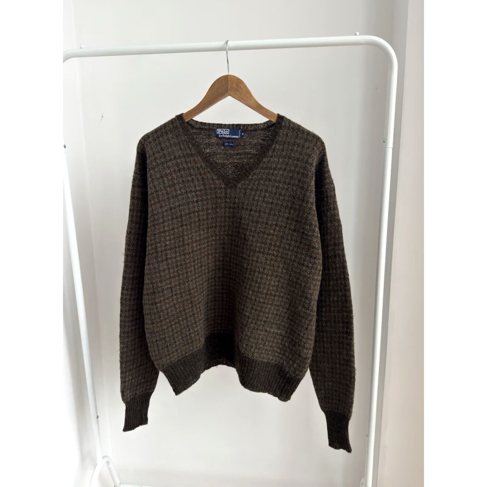 Polo Ralph Lauren VINTAGE Polo Ralph Lauren V-Neck Brown Wool Sweater Mens XL 90s Polo Ralph Lauren Logo Pullover Sweatshirt Decade: 90s Size US XL / EU 56 / 4 - 2 Thumbnail