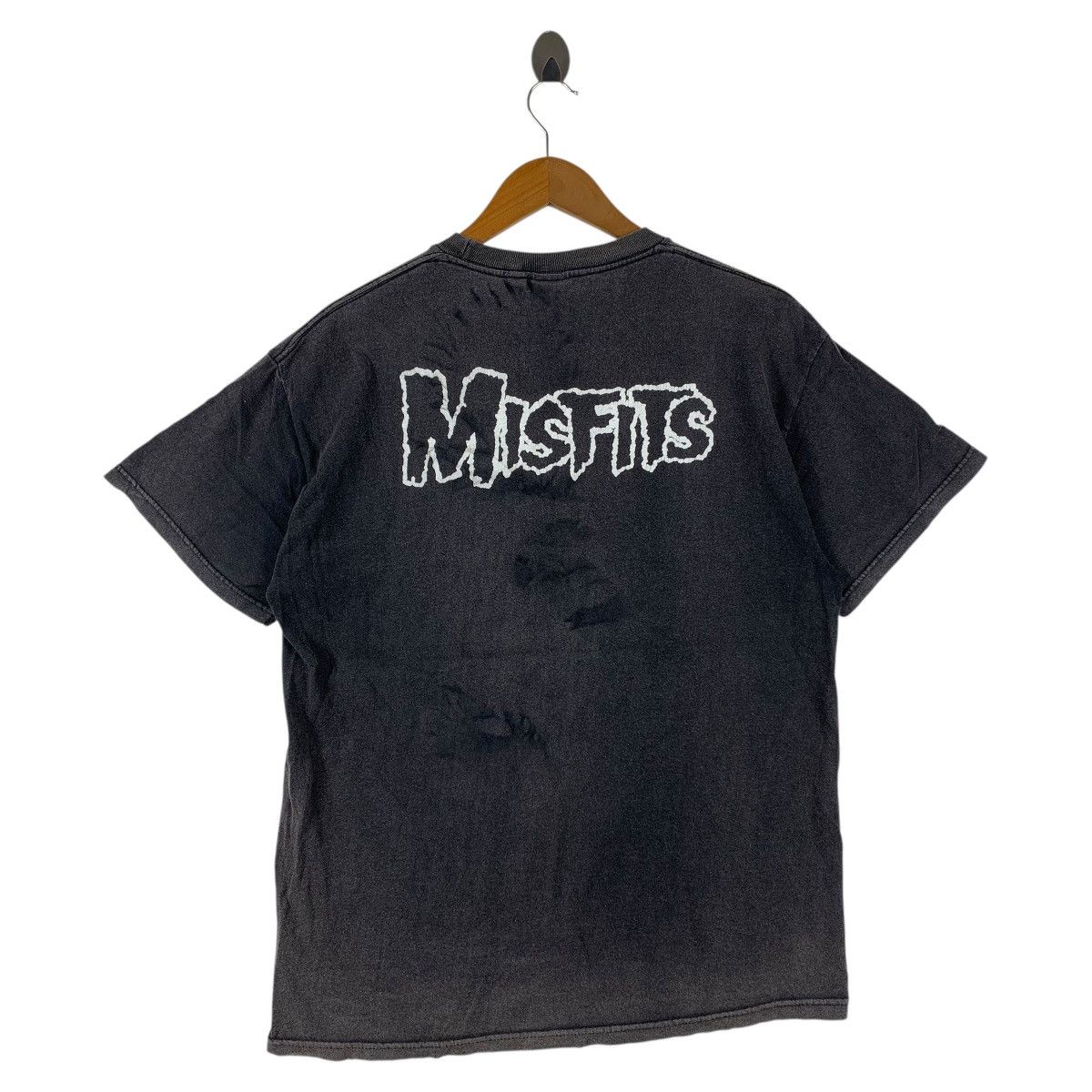 Other Vintage 2001 Misfits "Crimson Ghost" Skull Tee Size US L / EU 52-54 / 3 - 4 Thumbnail