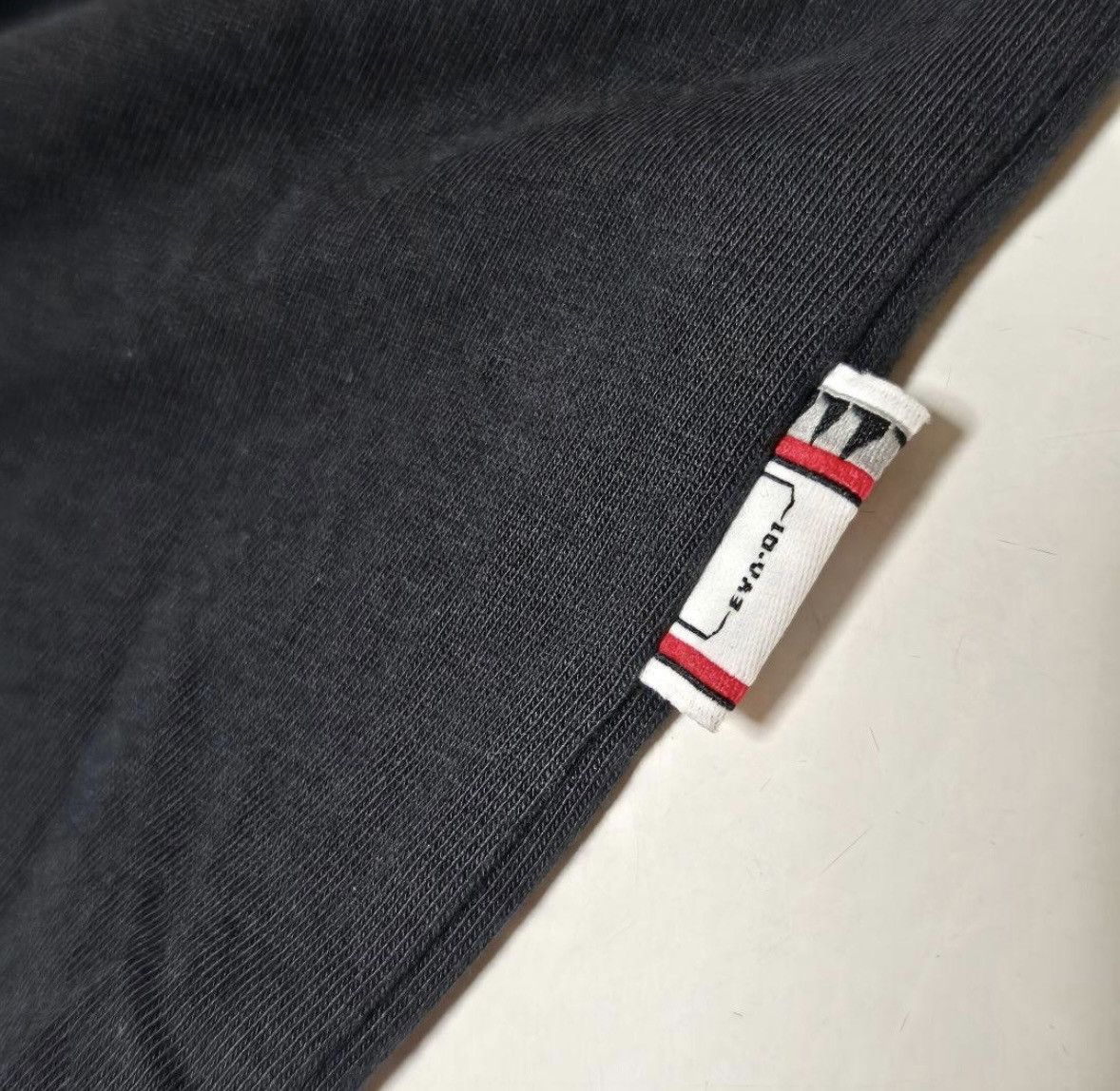 Uniqlo Evangelion X Japanese Brand Streetwear Tshirt RR2 Size US XL / EU 56 / 4 - 5 Thumbnail