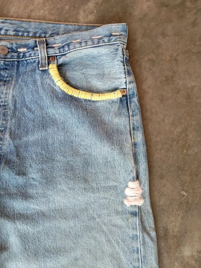 Levi's 90s Vintage Levi's 501 Made In USA Distressed Jeans 36x34 Size US 36 / EU 52 - 7 Thumbnail
