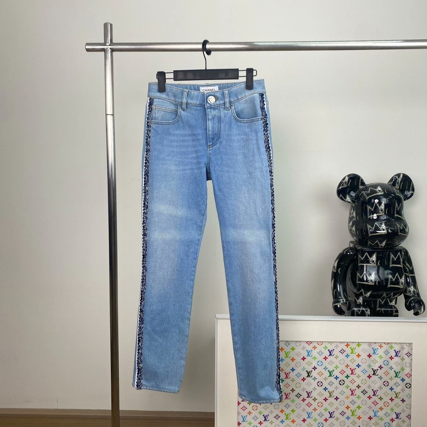 Chanel Chanel Denim Jeans 34 Women Size 34" / US 12 / IT 48 - 1 Thumbnail