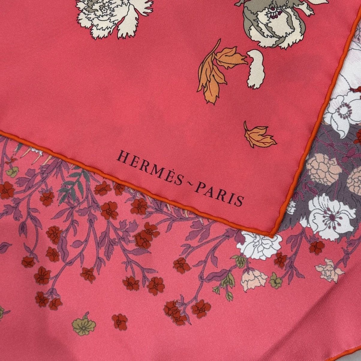 Hermes NEW HERMÈS ROBE LÉGÈRE SILK CORAL FLORAL HORSE SCARF Size ONE SIZE - 6 Thumbnail