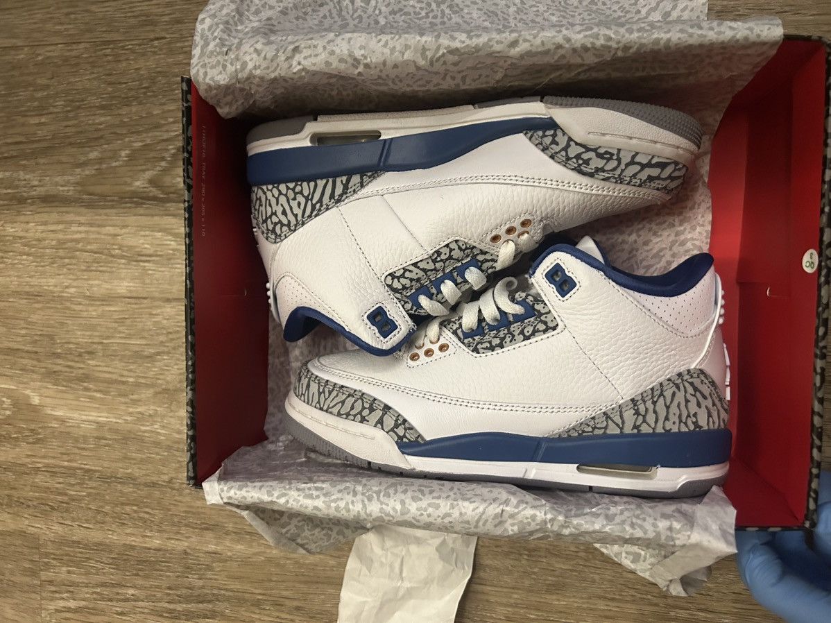 Jordan Brand Jordan 3s gs Size US 5 / EU 37 - 3 Thumbnail
