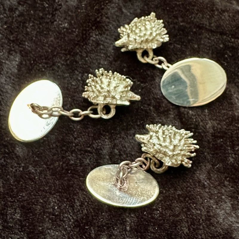 Other VINTAGE 1990s SILVER PLATED HEDGEHOG CUFFLINKS FRENCH CUFFS Size ONE SIZE - 1 Thumbnail