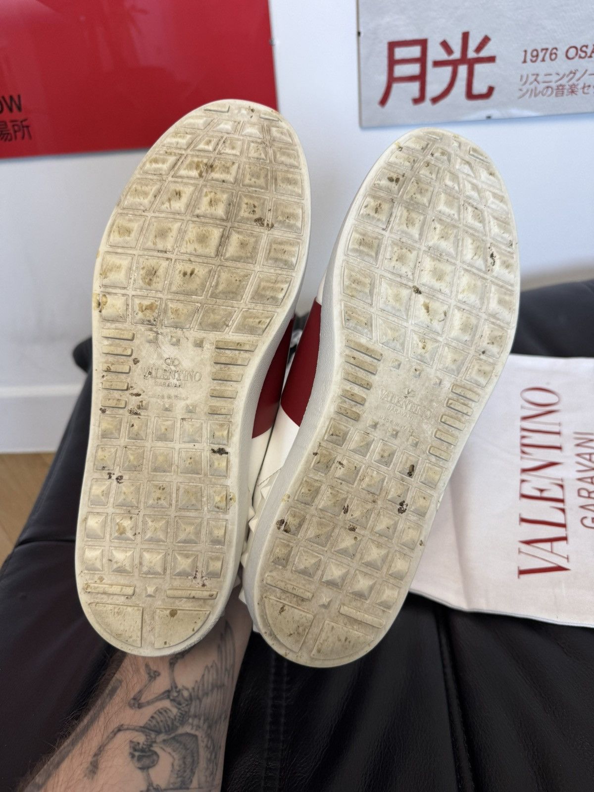 Valentino Valentino Rockstud Sneakers Designer White Red Leather Low Size US 10 / EU 43 - 6 Thumbnail