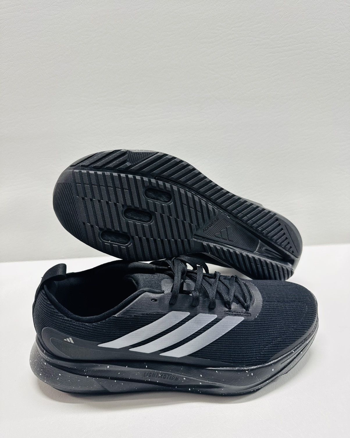 Adidas Adidas Joglt Running Shoes Course A Pied Size US 11 / EU 44 - 1 Thumbnail