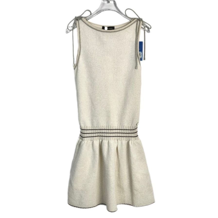 Chanel Chanel Beige Knit Sleeveless Bow Ribbon Dress Crew Neck Size Size XXS / US 00 / IT 34 - 1 Thumbnail