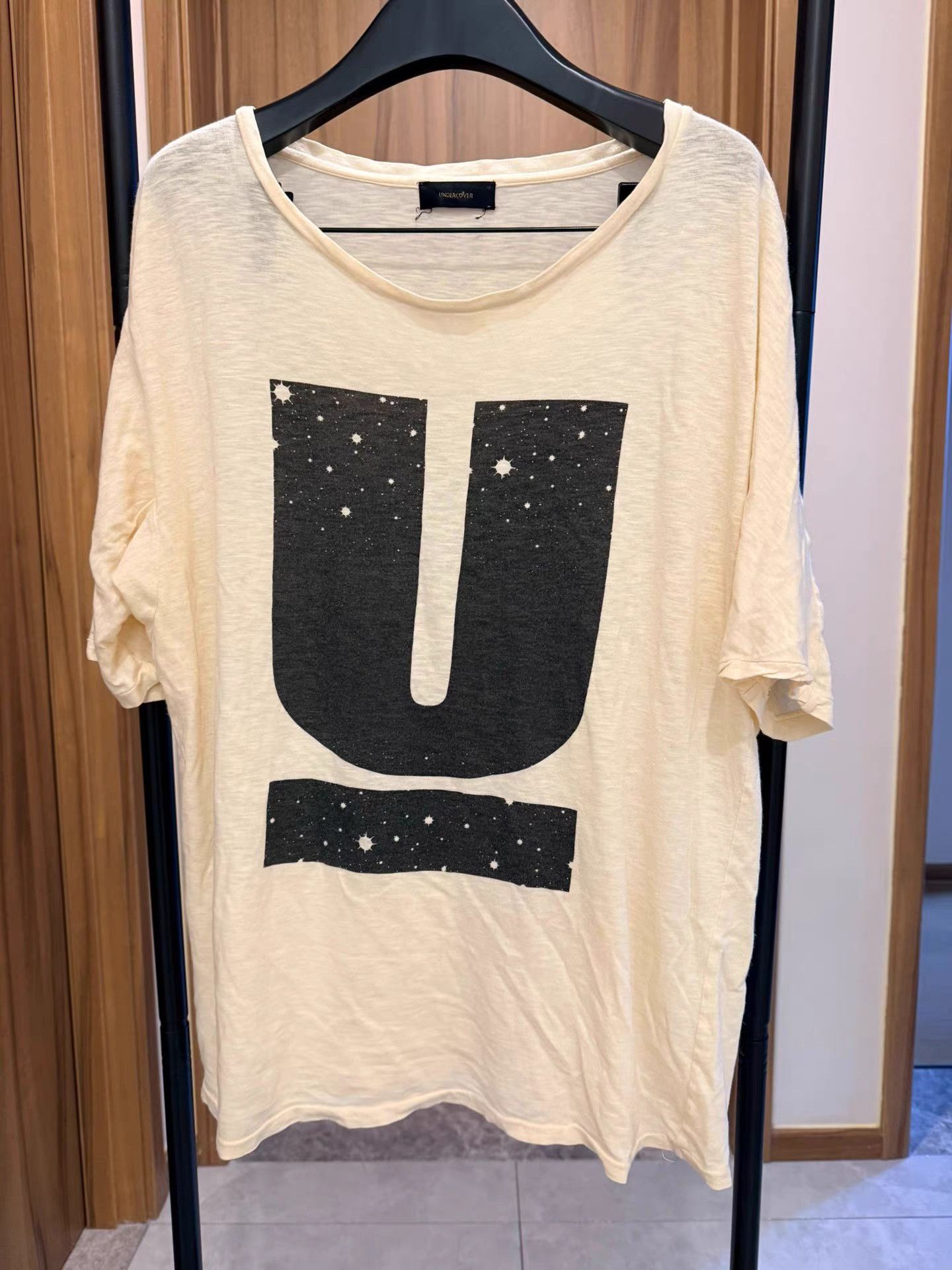 Undercover UNDERCOVER BASIC BIG U White T-shirt K3 Size US L / EU 52-54 / 3 - 1 Thumbnail