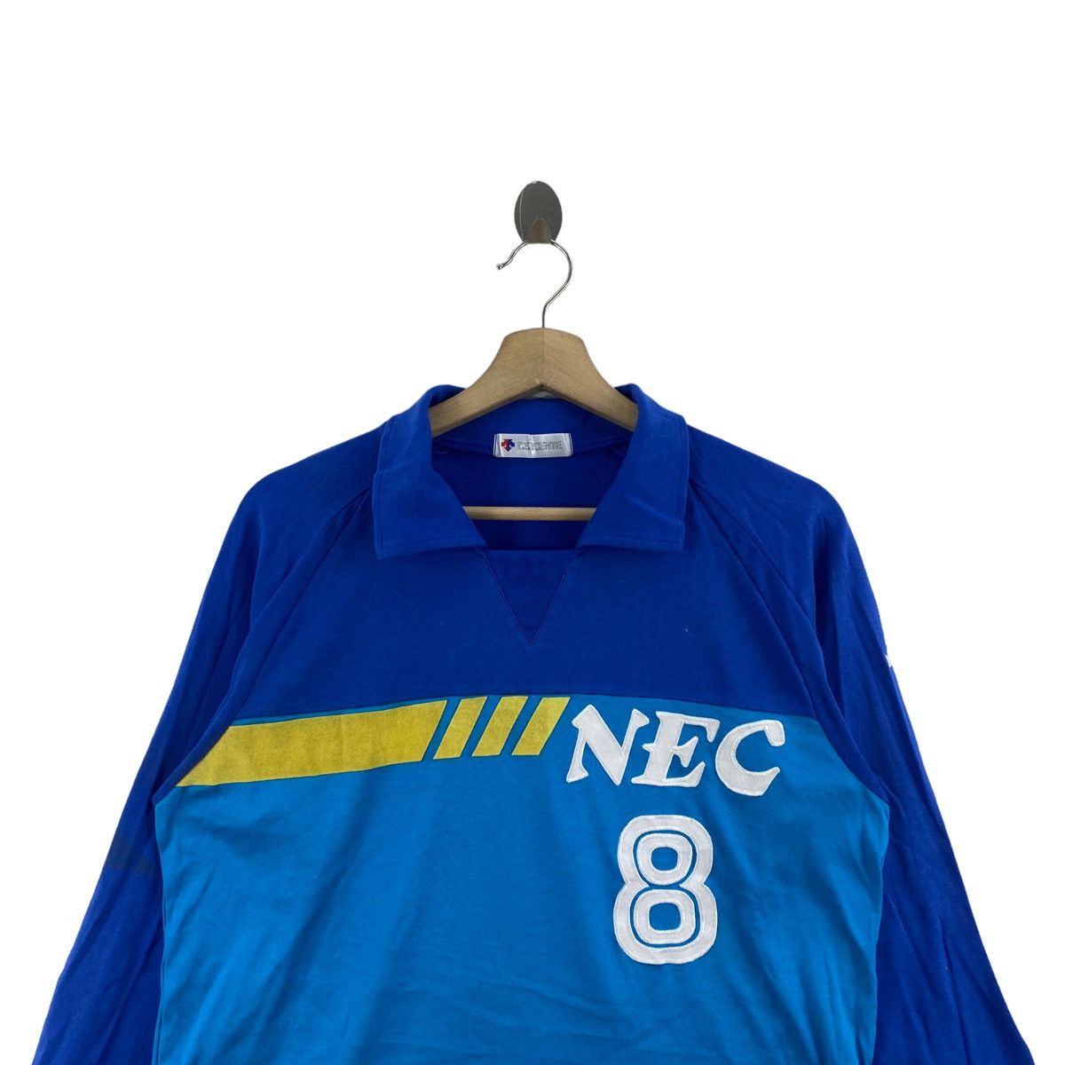 Descente DESCENTE NEC 8 KONNO Japan Soccer Football Blue Size US M / EU 48-50 / 2 - 4 Thumbnail