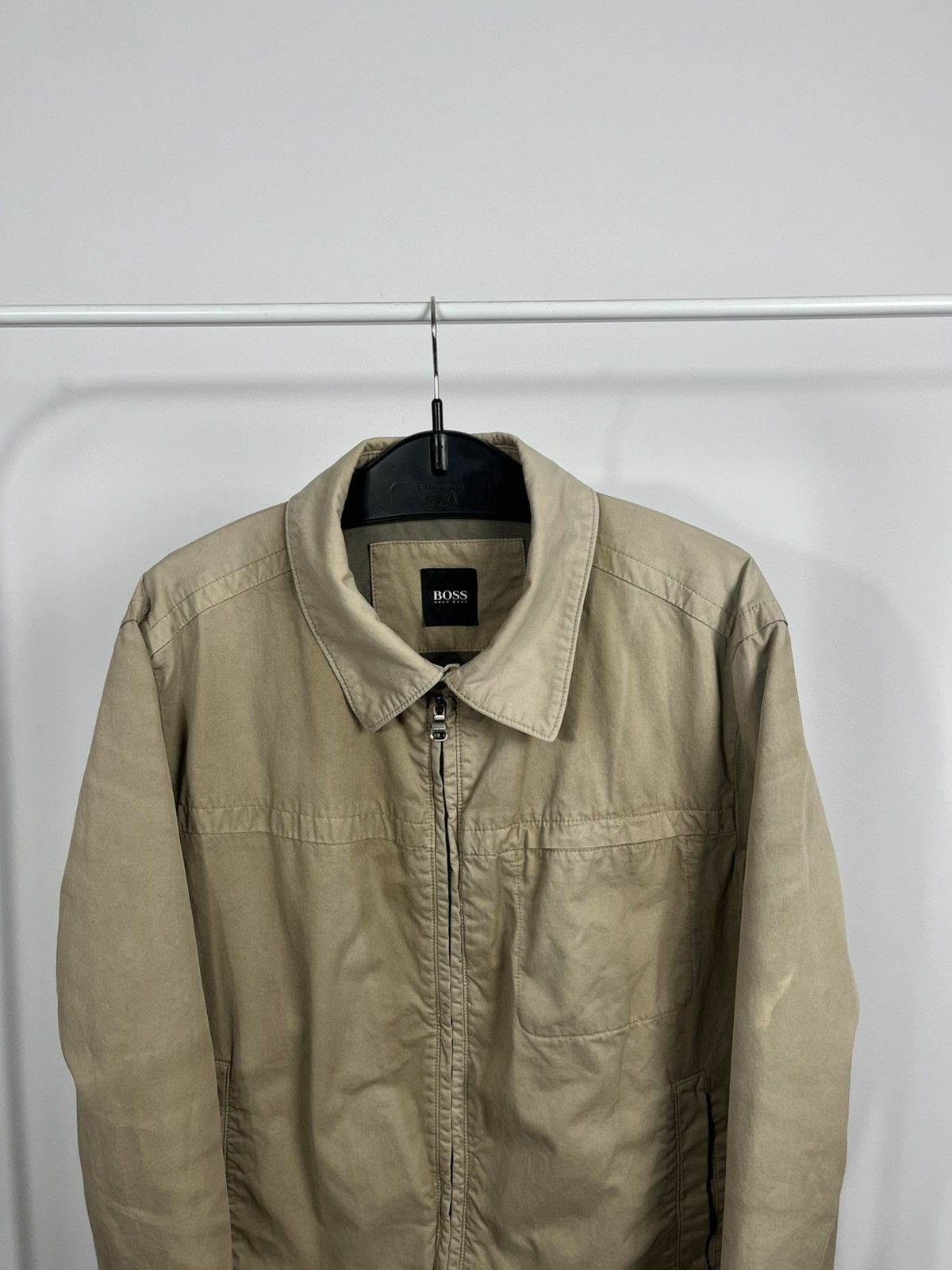 Hugo Boss Vintage Hugo Boss Beige Cotton Zip Up Jacket Size L Size US L / EU 52-54 / 3 - 2 Thumbnail