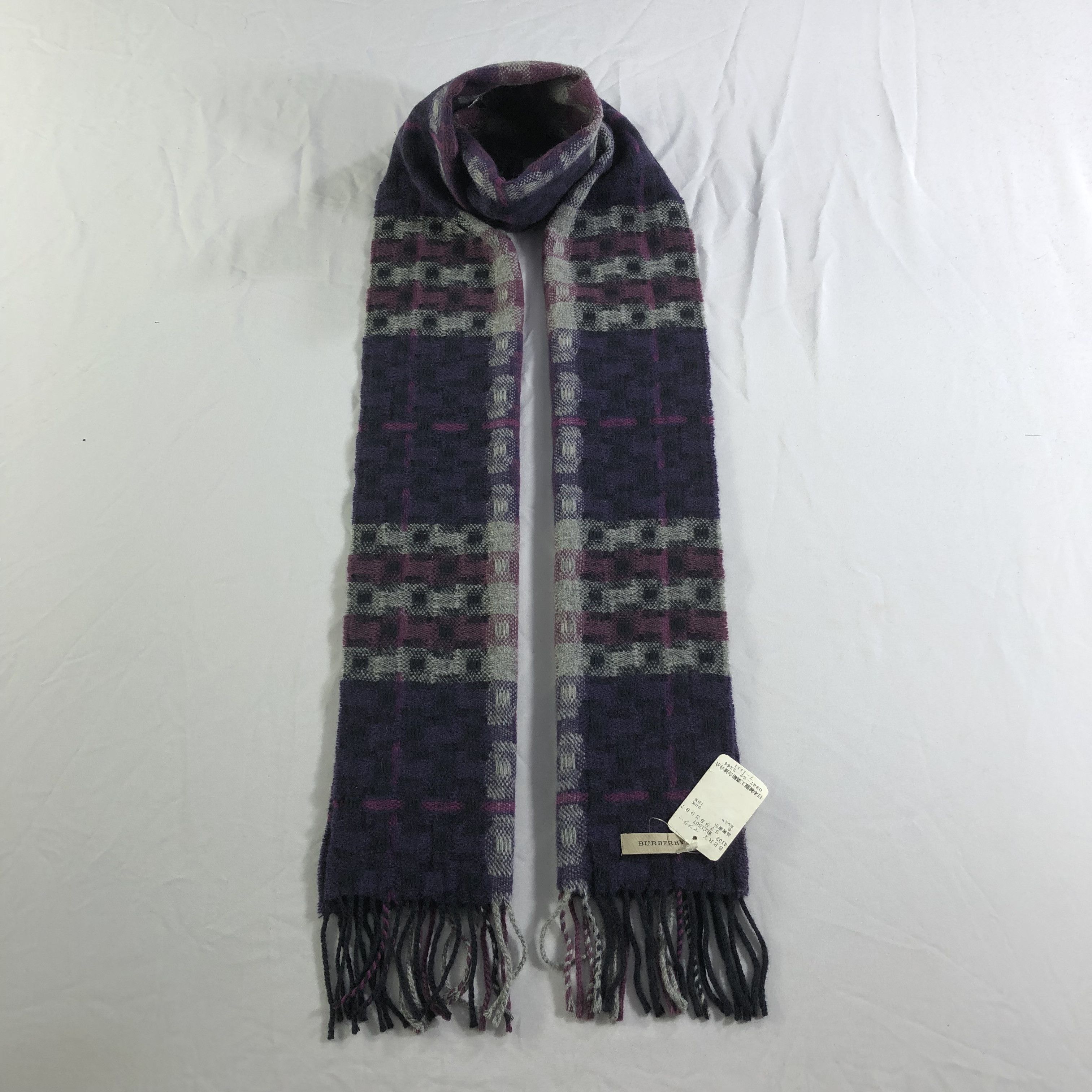 Burberry Burberrys Wool/Cashmere Scarf Muffler Neckwear V2289 Size ONE SIZE - 1 Thumbnail