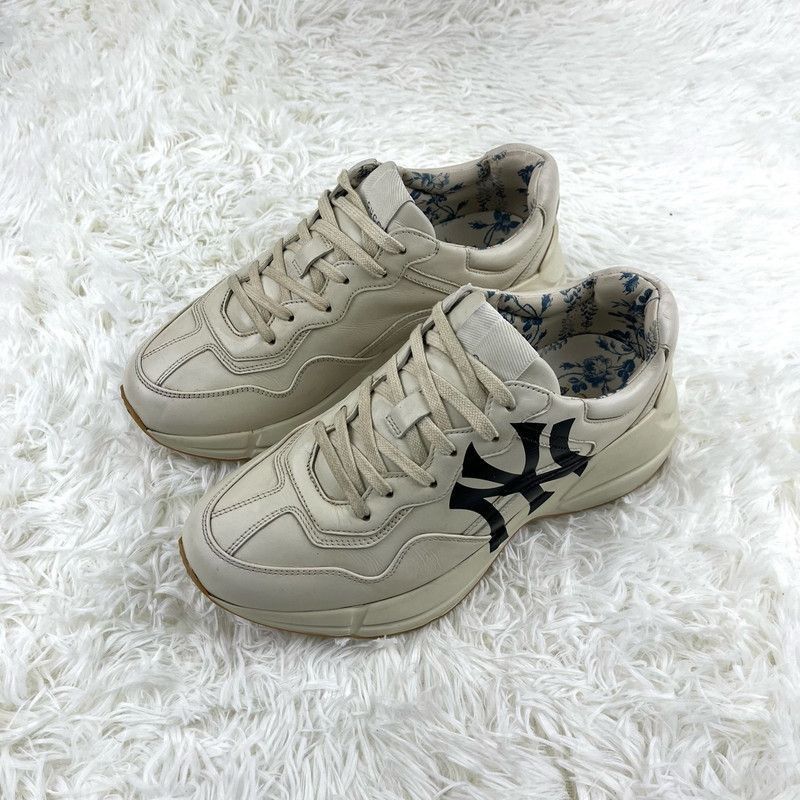 Gucci Gucci Rhyton Sport Sneakers for Men in Beige - Size US 7.5 / EU 40-41 - 1 Thumbnail