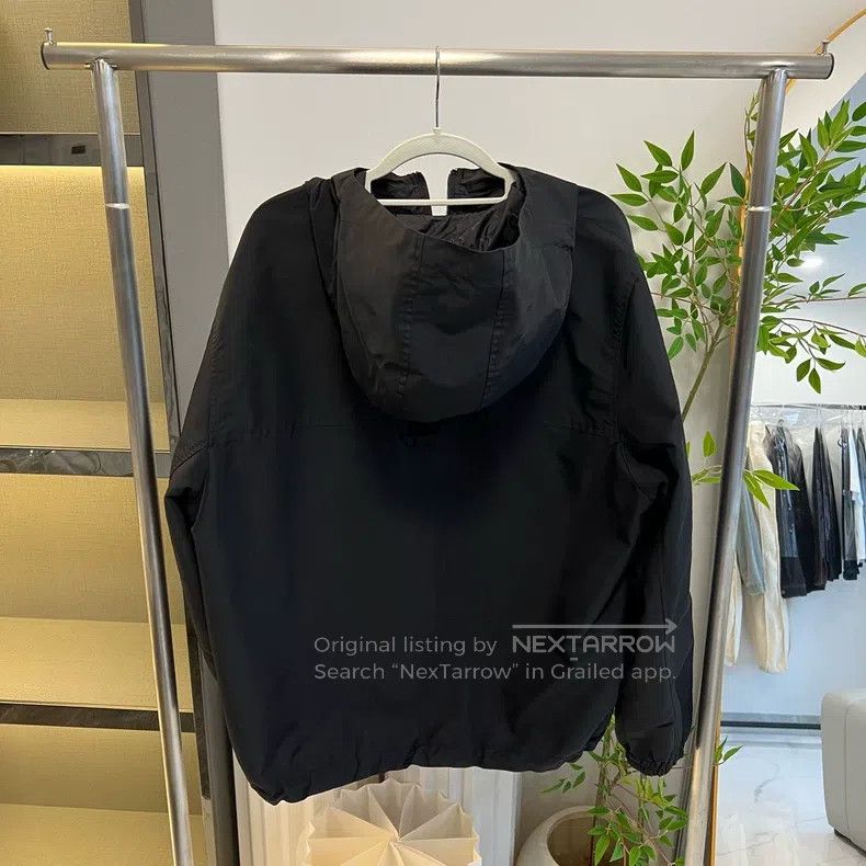Louis Vuitton Louis Vuitton Reversible Pin Nylon Jacket Size US L / EU 52-54 / 3 - 2 Thumbnail
