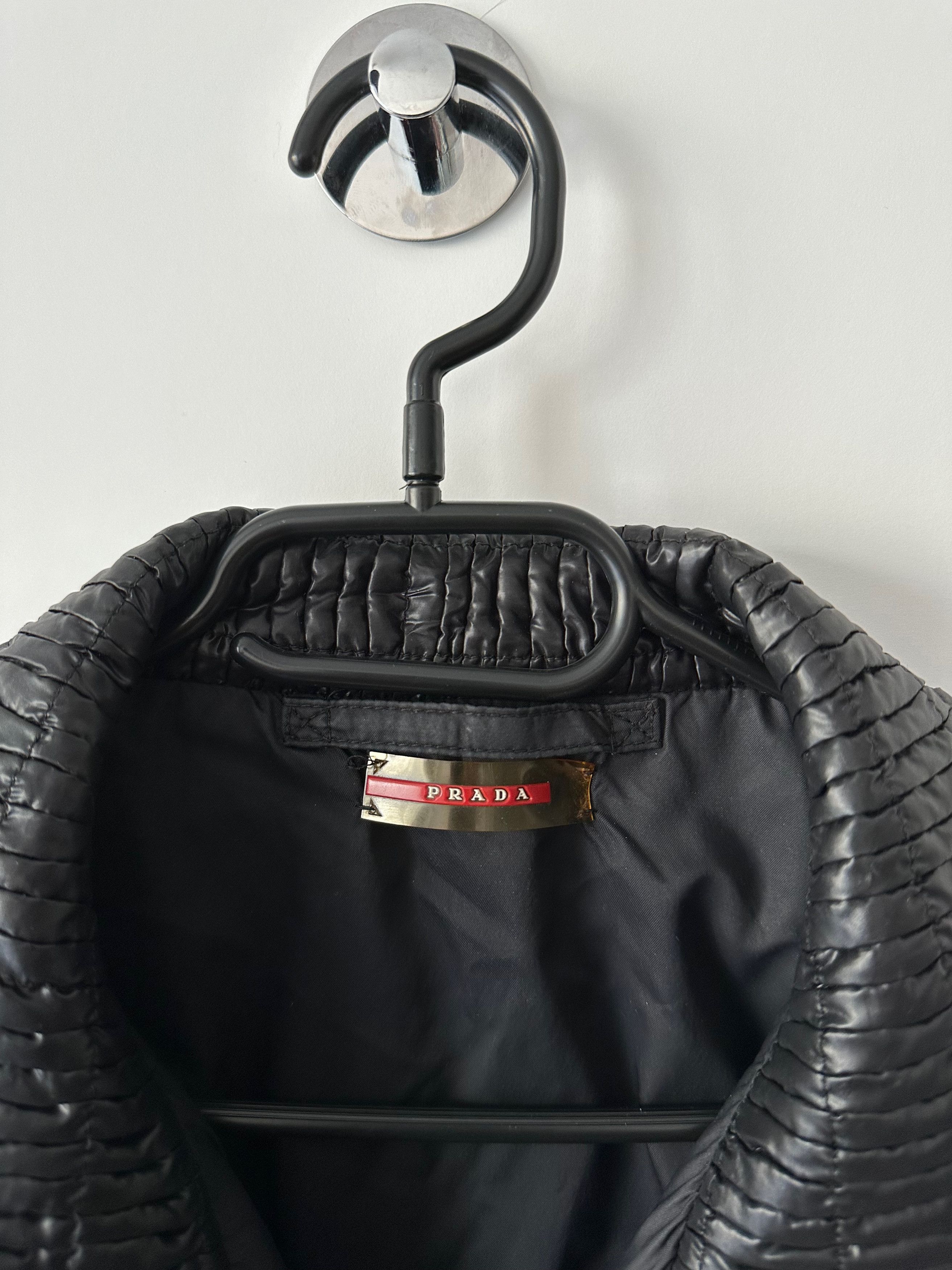 Prada PRADA black texture red tab padded ribbed nylon linea rossa Size US M / EU 48-50 / 2 - 6 Thumbnail