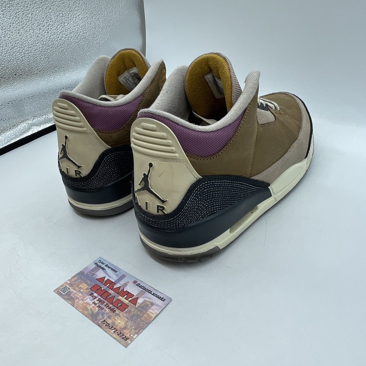 Jordan Brand Air Jordan 3 winterized Size US 11 / EU 44 - 5 Thumbnail