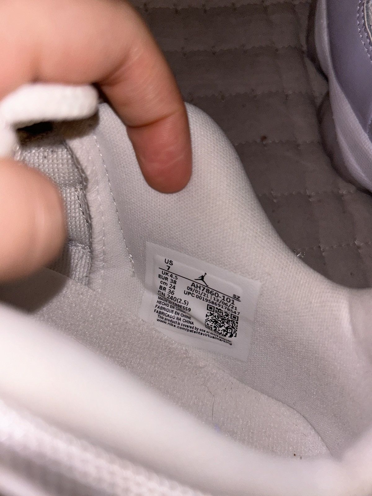 Jordan Brand Jordan 11 “purple violet” Size US 7 / IT 37 - 5 Thumbnail
