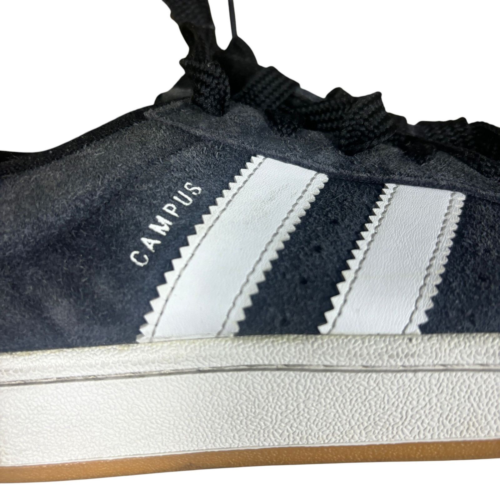 Adidas Adidas Campus shoes mens size 7 black and white streetwear Size US 7 / EU 40 - 2 Thumbnail