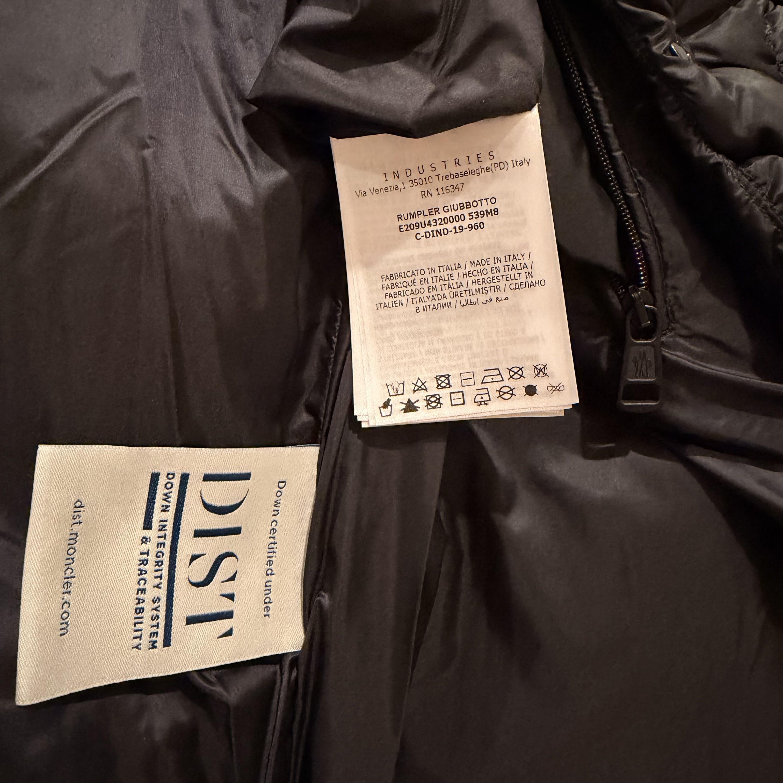 Moncler Rare Moncler Genius x FRAGMENT Padded Puffer Vest - Black Size US L / EU 52-54 / 3 - 9 Thumbnail