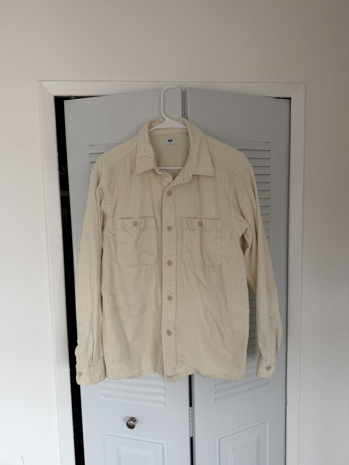 Uniqlo Uniqlo Cream Corduroy Button Up Shirt Jacket Size US M / EU 48-50 / 2 - 1 Thumbnail