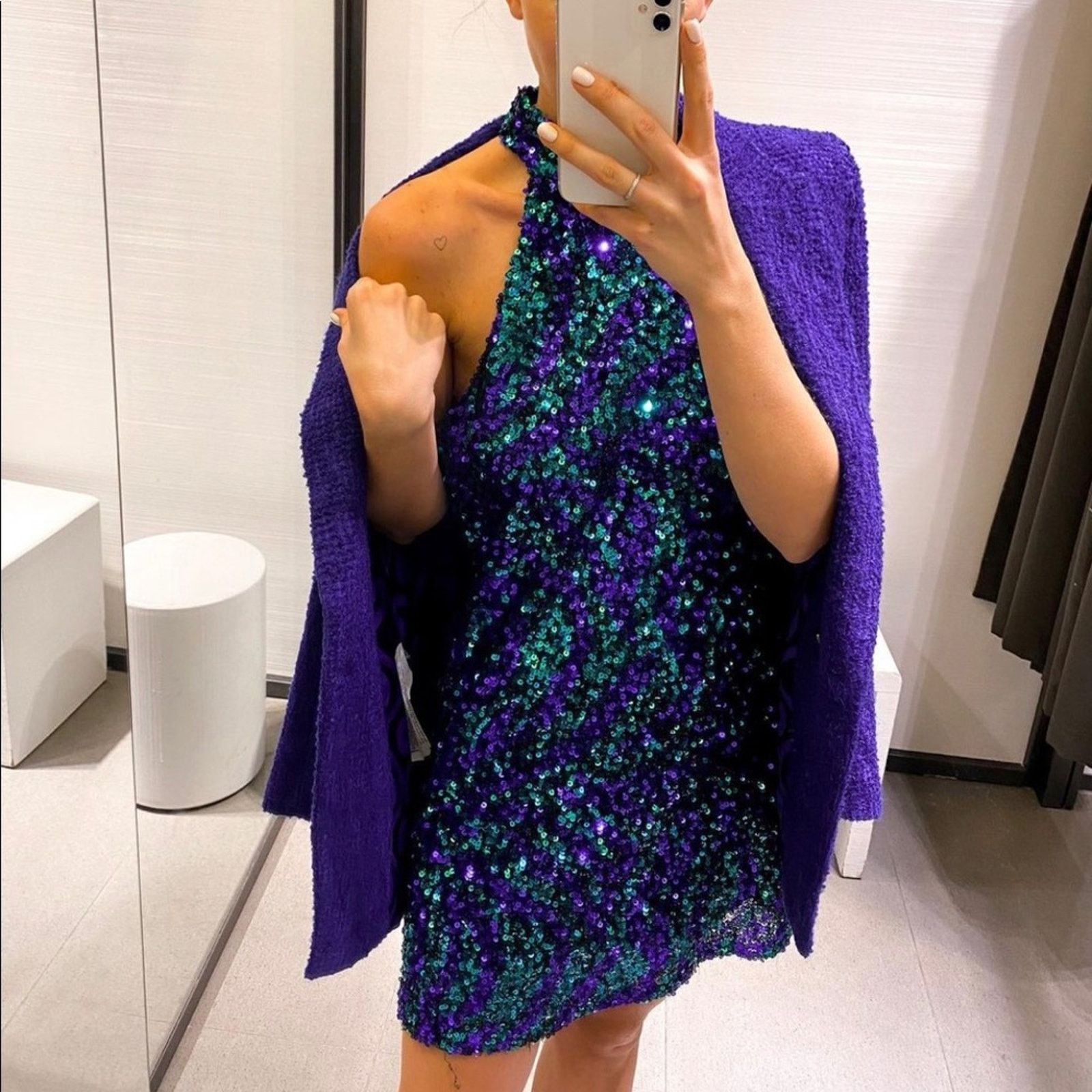 Zara ZARA BLOGGER FAVORITE SEQUIN HALTER DRESS Size XS / US 0-2 / IT 36-38 - 5 Thumbnail