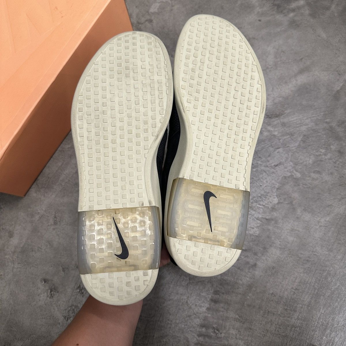 Fear of God × Nike Nike Air Fear Of God Raid ‘Black’ AT8087-002 Size US 11.5 / EU 44-45 - 6 Thumbnail
