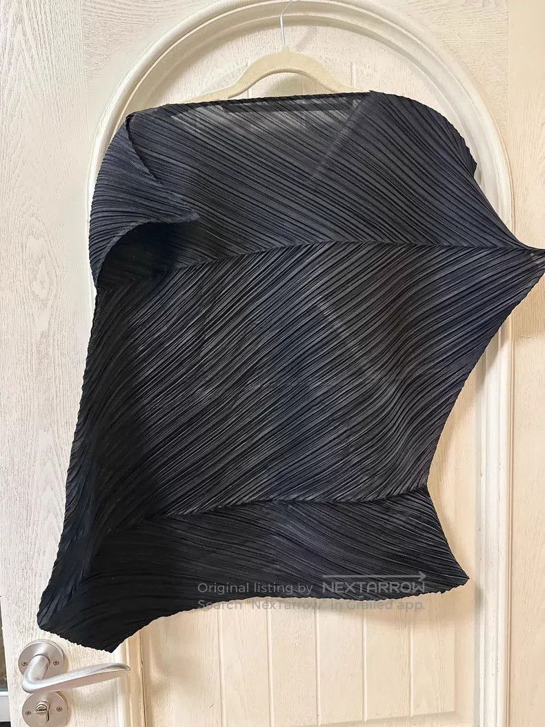 Issey Miyake Issey Miyake size:one size Black Tank Top Size XXS / US 00 / IT 34 - 3 Thumbnail