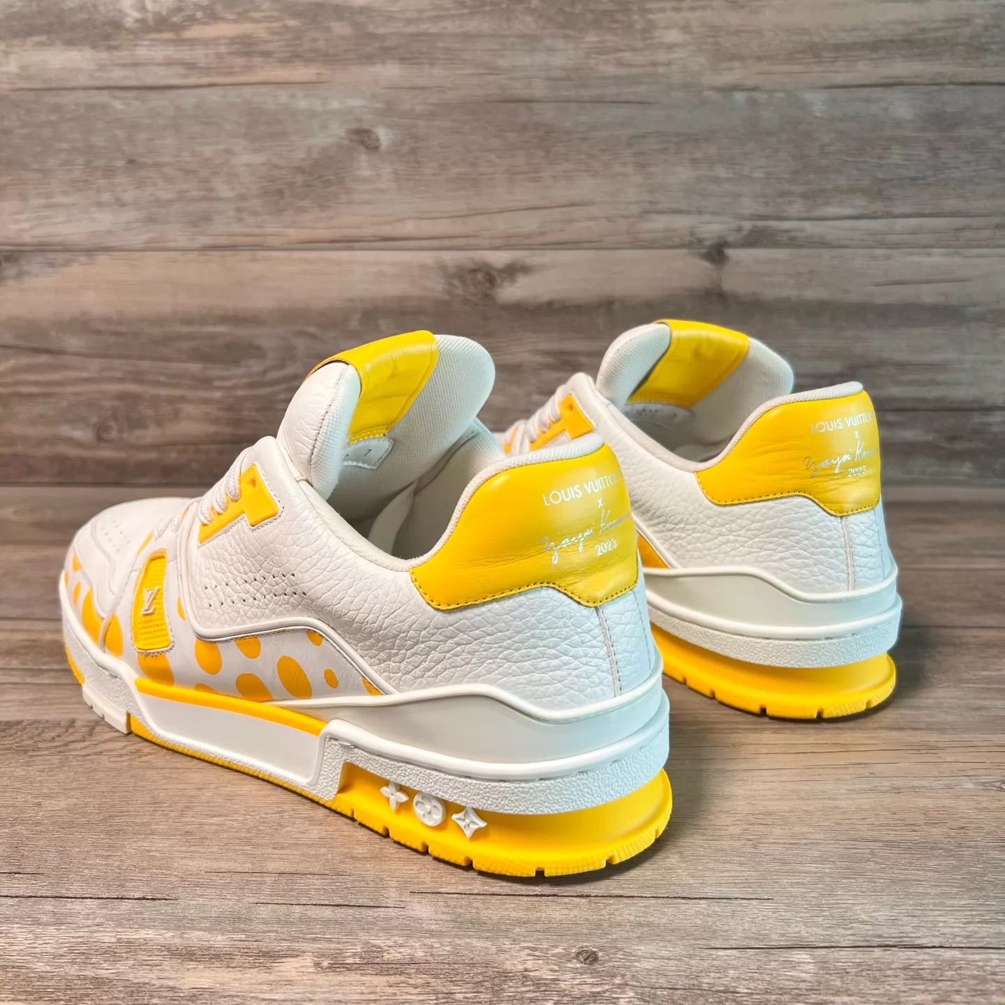 Louis Vuitton LV x Yayoi Kusama Trainer White Yellow UK7/41 Size US 8 / EU 41 - 4 Thumbnail