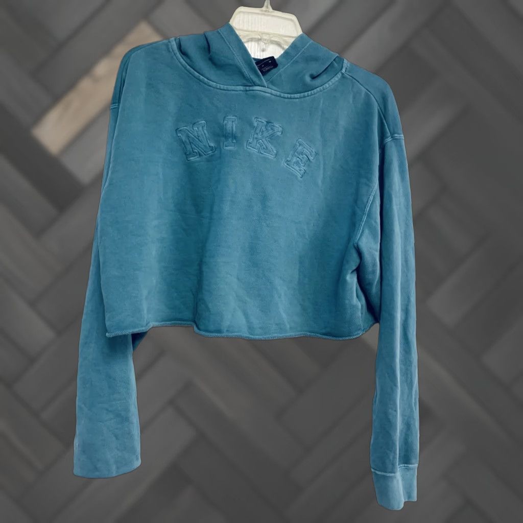 Nike Nike Sweater Womens Adult Medium Blue Crop Hoodie Pullover Sweatshirt Size M / US 6-8 / IT 42-44 - 1 Thumbnail