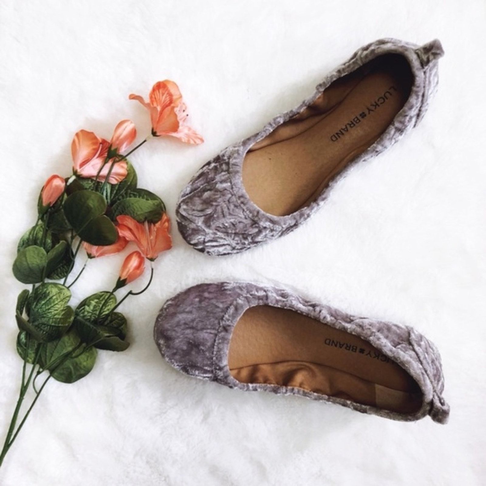 Lucky Brand Lucky Brand LK Eleesia Silver Velvet Flats Size US 7 / IT 37 - 1 Thumbnail