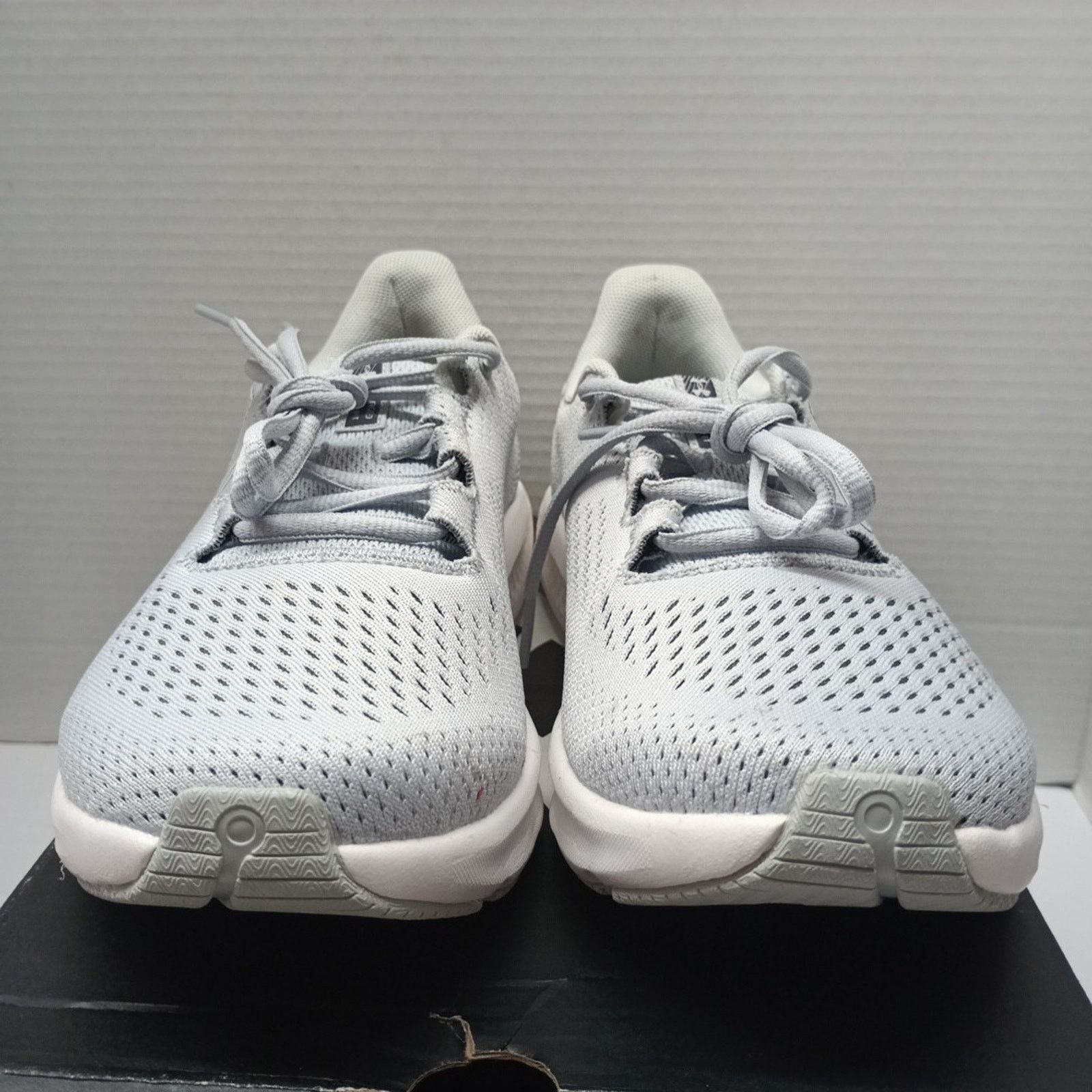 Under Armour Under Armour Charged Pursuit 3 Women Size 8.5 Gray Shoes Size US 8.5 / IT 38.5 - 2 Thumbnail