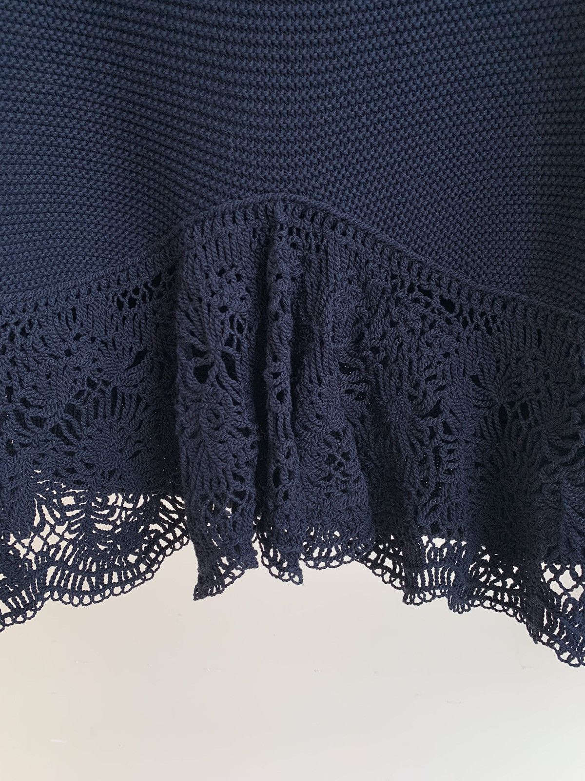 Stella McCartney Stella McCartney Crochet-Paneled V-Neck Cotton Knit Sweater Size M / US 6-8 / IT 42-44 - 7 Thumbnail