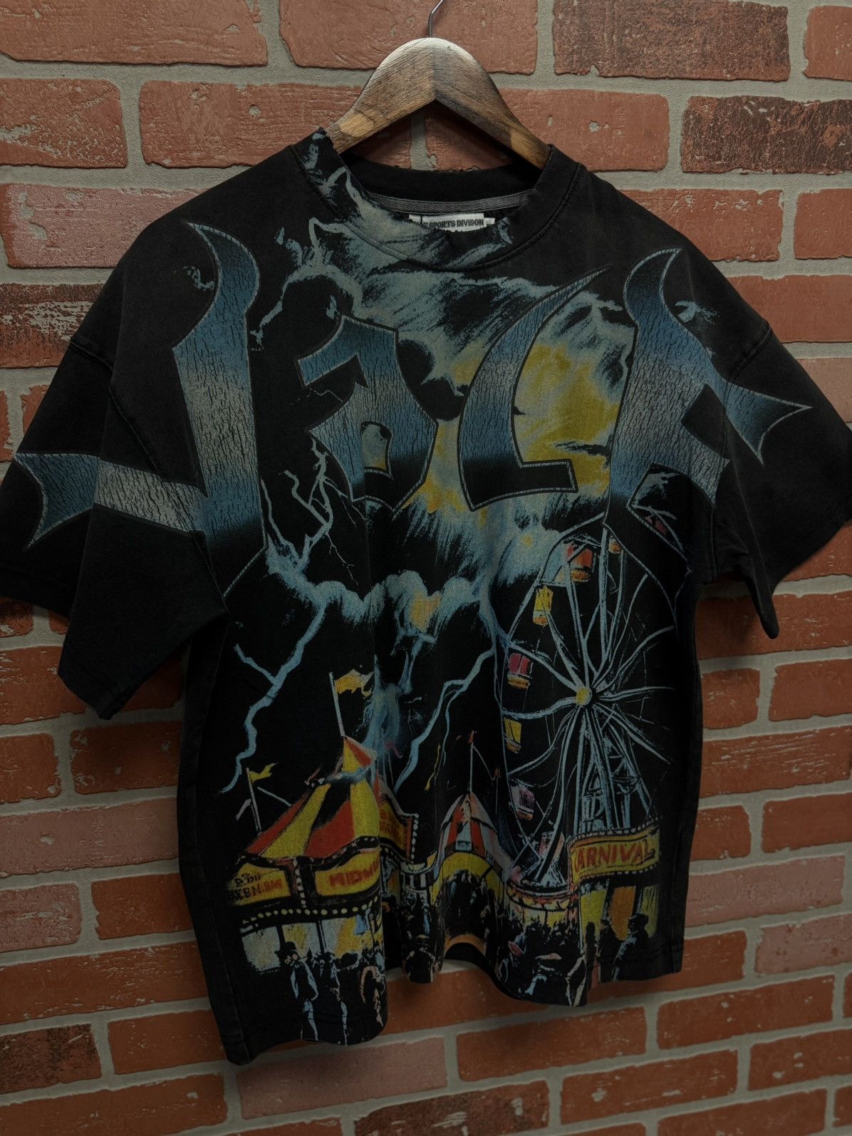 Vale Vale Valley Carnival Tee Shirt Size Medium (NEW) Size US M / EU 48-50 / 2 - 2 Thumbnail