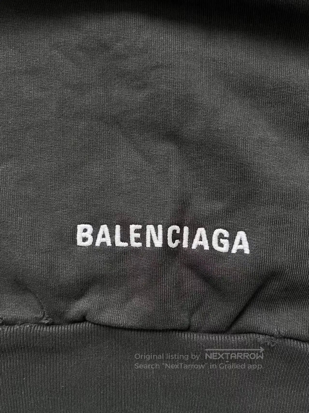 Balenciaga balenciaga black logo embroidered long sleeve hoodie. Size US M / EU 48-50 / 2 - 4 Thumbnail