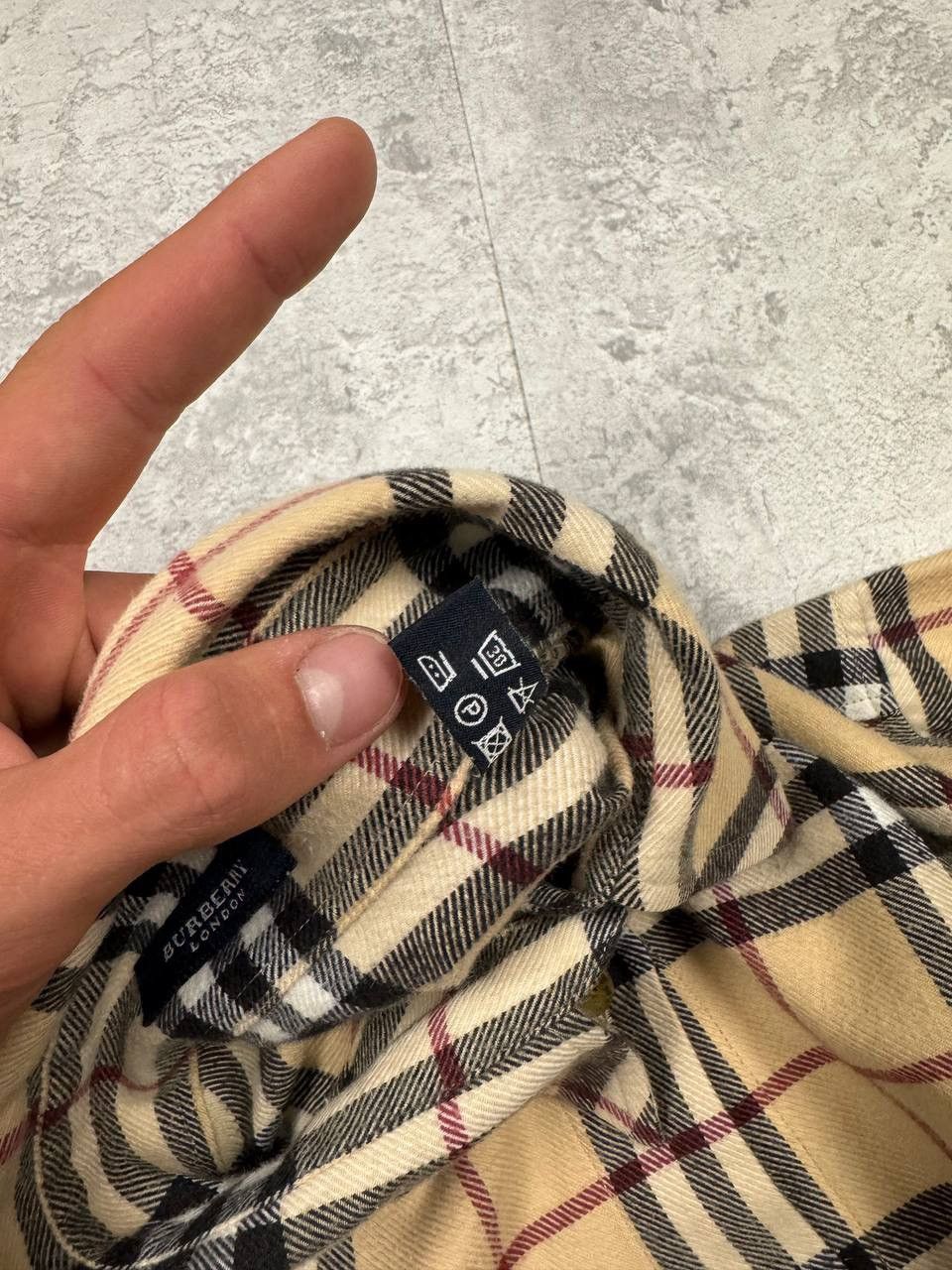 Burberry Vintage Burberry Button Up Shirt Nova Check Size 38 Size S / US 4 / IT 40 - 13 Thumbnail